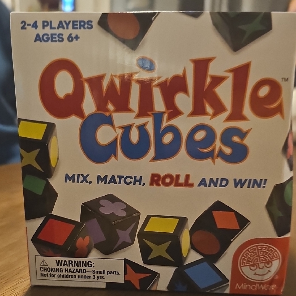 MindWare Qwirkle Cubes Game - Colorful Strategy Fun